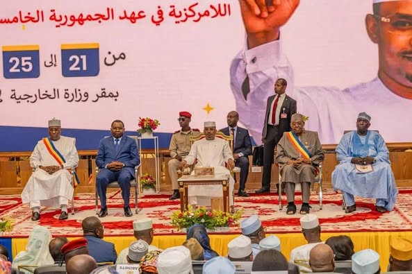 Tchad : Le Président Mahamat Idriss Déby lance le séminaire national sur la Décentralisation Tchad : Le Président Mahamat Idriss Déby lance le séminaire national sur la Décentralisation