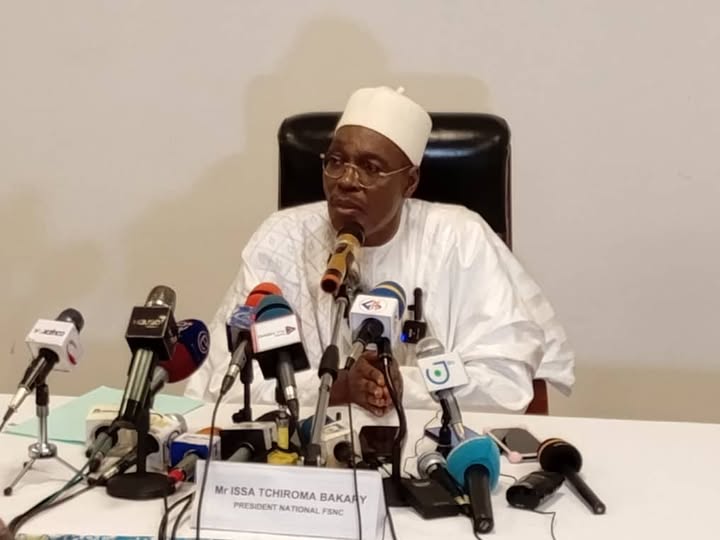 Cameroun : Issa Tchiroma Bakary se déclare "Candidat de la Transition" pour la présidentielle 2025 Cameroun : Issa Tchiroma Bakary se déclare "Candidat de la Transition" pour la présidentielle 2025