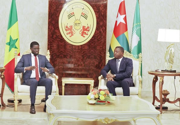 Le Président Sénégalais en Visite au Togo : Renforcement de la Coopération Bilatérale et Régionale Le Président Sénégalais en Visite au Togo : Renforcement de la Coopération Bilatérale et Régionale