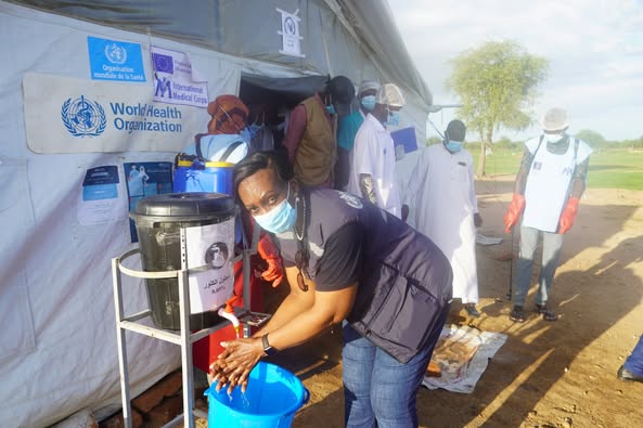 Tchad - Santé : Mission conjointe pour évaluer la riposte au choléra dans le Ouaddaï Tchad - Santé : Mission conjointe pour évaluer la riposte au choléra dans le Ouaddaï