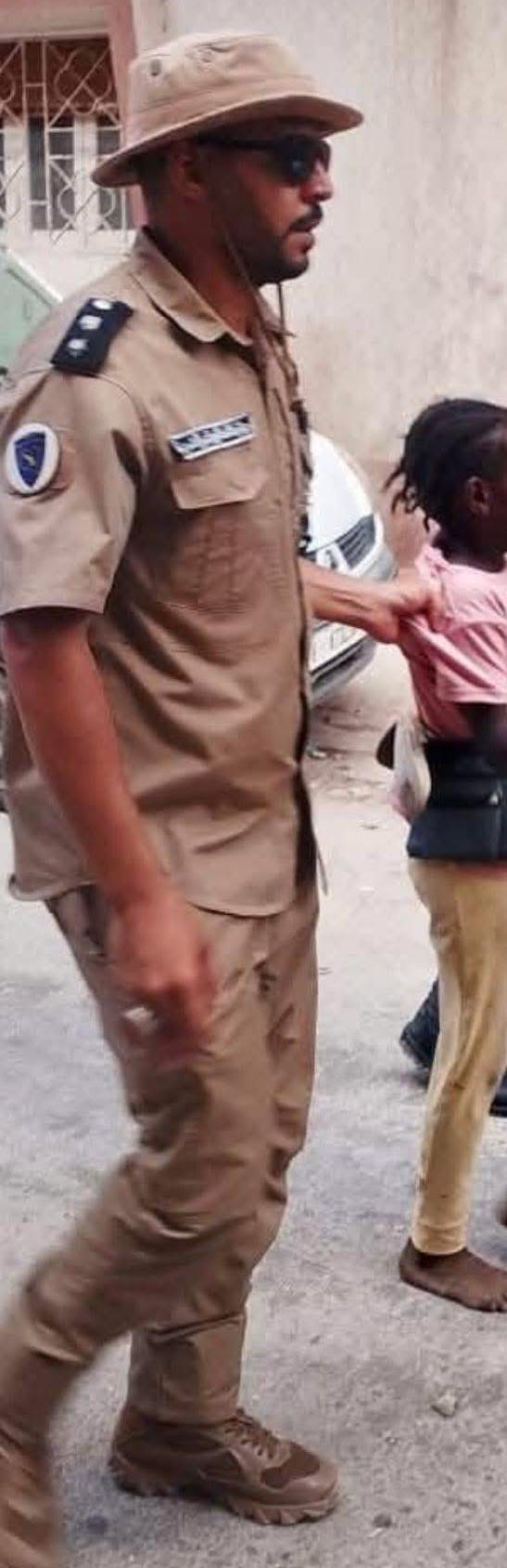 Tripoli, Libye : Traitement choquant d'une jeune Tripoli, Libye : Traitement choquant d'une jeune