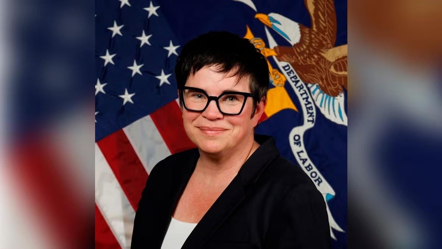 Erika McEntarfer, sur une photo officielle du Bureau of Labor Statistics des États-Unis. Photo : Bureau of Labor Statistics des États-Unis. Erika McEntarfer, sur une photo officielle du Bureau of Labor Statistics des États-Unis. Photo : Bureau of Labor Statistics des États-Unis.