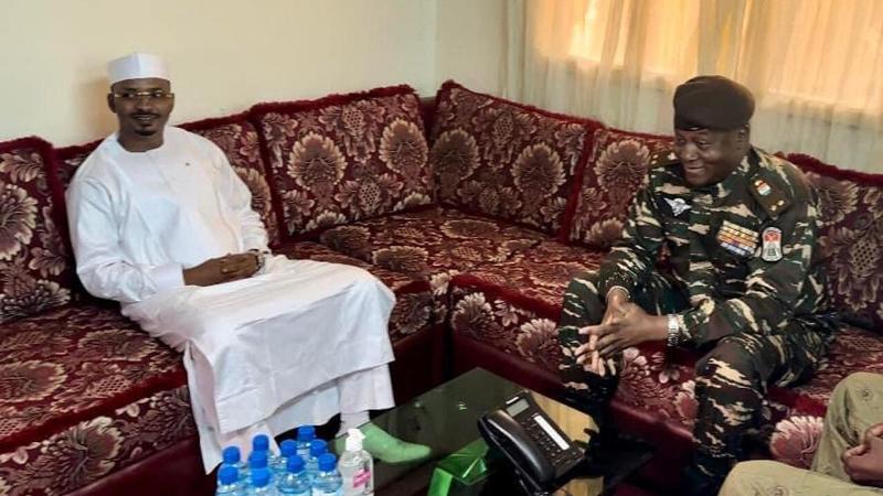 Visite d'État prévue au Niger : Mahamat Idriss Déby Itno renforcera l’axe Niamey-N’Djamena Visite d'État prévue au Niger : Mahamat Idriss Déby Itno renforcera l’axe Niamey-N’Djamena