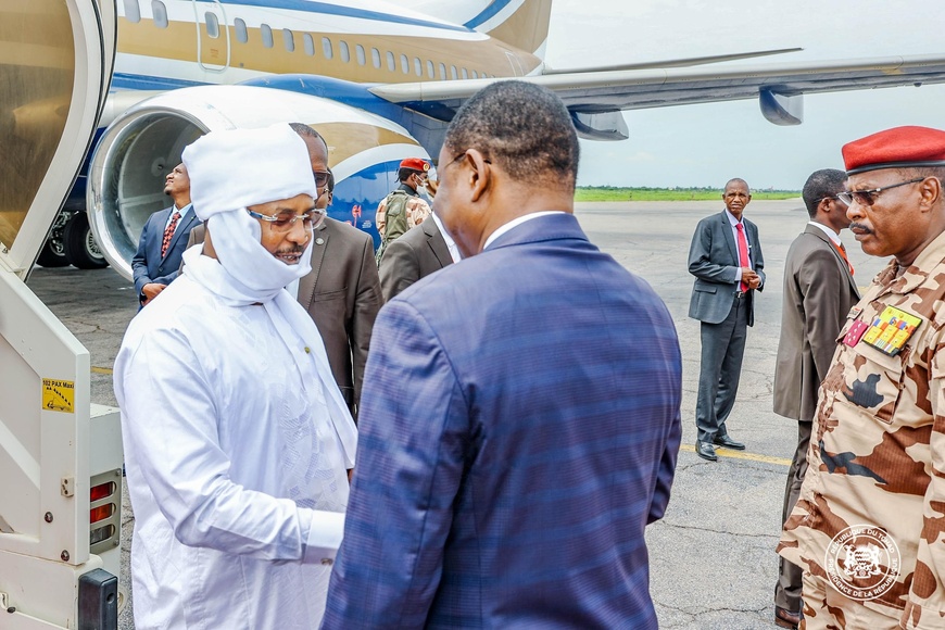 Tchad-Niger : le président Mahamat Idriss Deby Itno a regagné N’Djamena Tchad-Niger : le président Mahamat Idriss Deby Itno a regagné N’Djamena