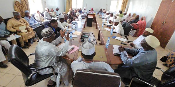 Tchad – Le Ministre de l'Éducation Nationale s'entretient avec les responsables locaux après la CONAM Tchad – Le Ministre de l'Éducation Nationale s'entretient avec les responsables locaux après la CONAM