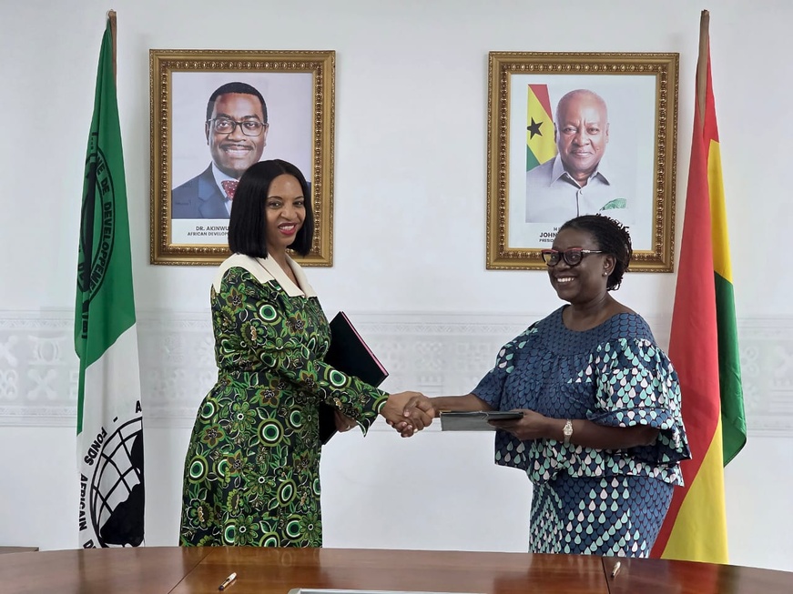 Ghana - Sénégal : La BAD et Invest in Africa signent un accord de subvention de 850 000 $ pour stimuler les emplois verts inclusifs Ghana - Sénégal : La BAD et Invest in Africa signent un accord de subvention de 850 000 $ pour stimuler les emplois verts inclusifs