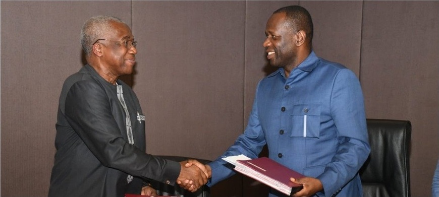 La BDEAC et la BEAC officialisent le dégel des 120 milliards de FCFA du compte courant d’associé La BDEAC et la BEAC officialisent le dégel des 120 milliards de FCFA du compte courant d’associé