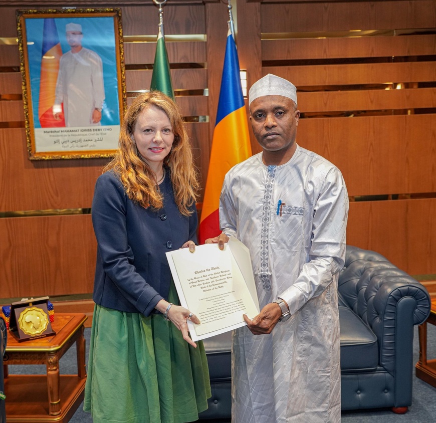 Tchad/Royaume-Uni : le nouvel ambassadeur du Royaume-Uni a présenté les copies figurées de ses lettres de créance