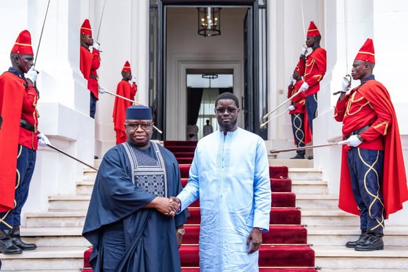 Sénégal : Le Président de la République accueille le Président de la Sierra Leone pour une visite de travail