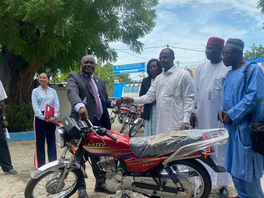 Tchad : La FAO remet 20 motos au ministère de l’Élevage pour renforcer la surveillance vétérinaire Tchad : La FAO remet 20 motos au ministère de l’Élevage pour renforcer la surveillance vétérinaire