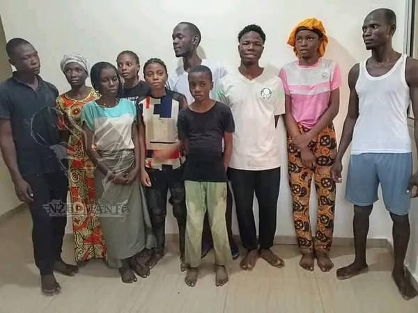 Cameroun : 10 otages dont un étudiant tchadien libérés par Boko Haram après le paiement d'une rançon, un jeune homme tué Cameroun : 10 otages dont un étudiant tchadien libérés par Boko Haram après le paiement d'une rançon, un jeune homme tué