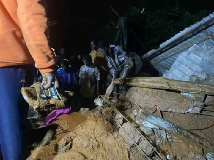 Guinée : Un glissement de terrain meurtrier fait au moins 11 morts à Manéah Guinée : Un glissement de terrain meurtrier fait au moins 11 morts à Manéah