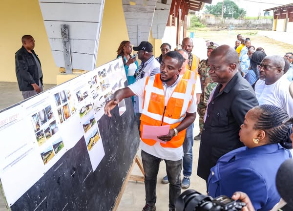 Gabon : Le président Oligui Nguema en visite d'inspection à Akiéni Gabon : Le président Oligui Nguema en visite d'inspection à Akiéni