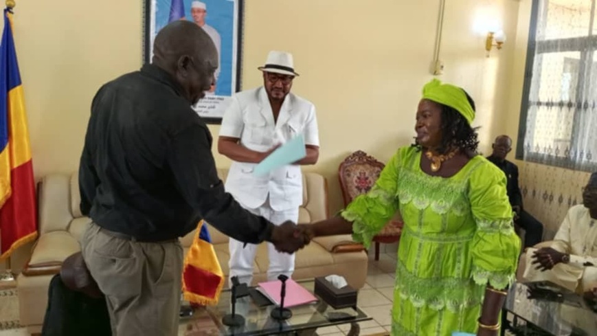 Tchad : à Pala, installation de la nouvelle déléguée du Pétrole, des Mines et de la Géologie du Sud-Ouest Tchad : à Pala, installation de la nouvelle déléguée du Pétrole, des Mines et de la Géologie du Sud-Ouest