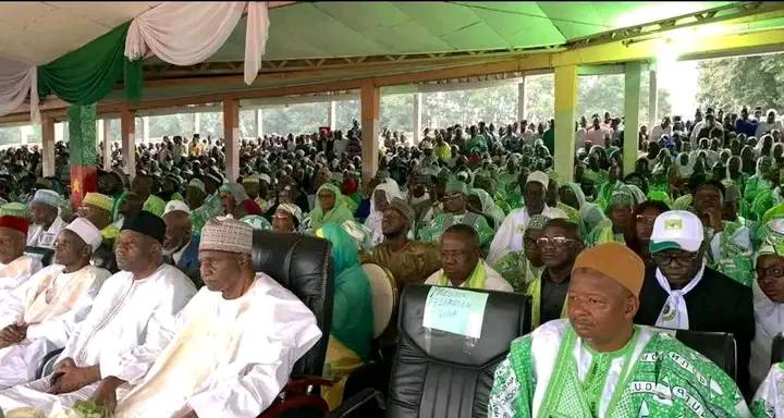Présidentielle 2025 au Cameroun : Bello Bouba Maïgari mobilise ses partisans à Ngaoundéré Présidentielle 2025 au Cameroun : Bello Bouba Maïgari mobilise ses partisans à Ngaoundéré
