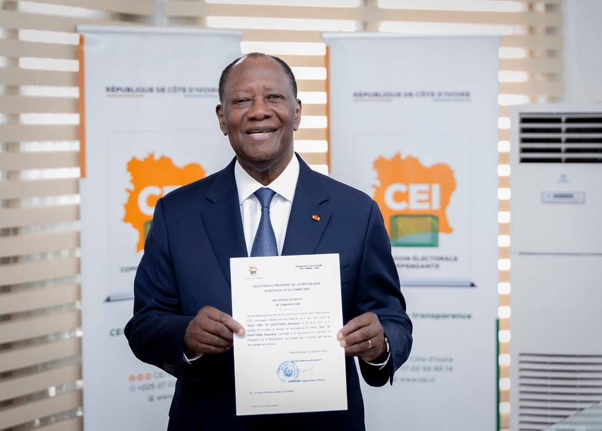 Côte d’Ivoire : le président Alassane Ouattara dépose son dossier de candidature à la Présidentielle Côte d’Ivoire : le président Alassane Ouattara dépose son dossier de candidature à la Présidentielle