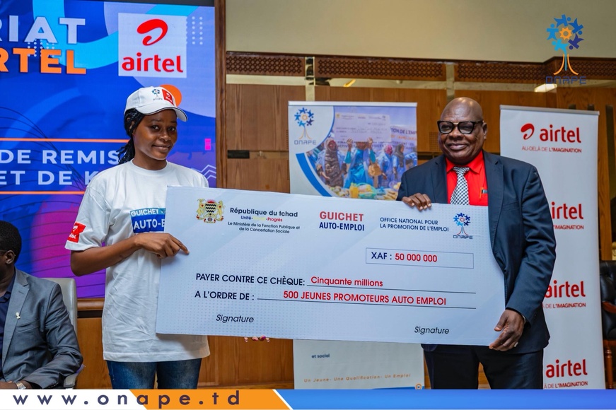 Tchad : l’ONAPE et Airtel soutiennent 160 jeunes de N’Djamena avec des fonds de démarrage et des kits d’insertion Tchad : l’ONAPE et Airtel soutiennent 160 jeunes de N’Djamena avec des fonds de démarrage et des kits d’insertion