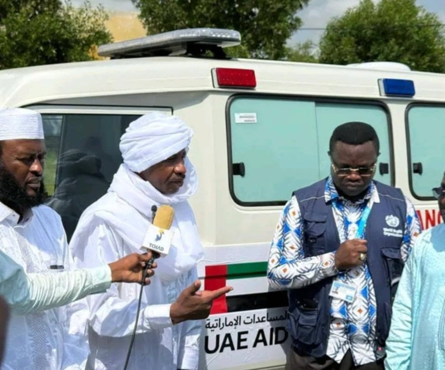 Tchad : à Abéché, réception d'une ambulance par le ministre de la Santé publique et de la Prévention Tchad : à Abéché, réception d'une ambulance par le ministre de la Santé publique et de la Prévention