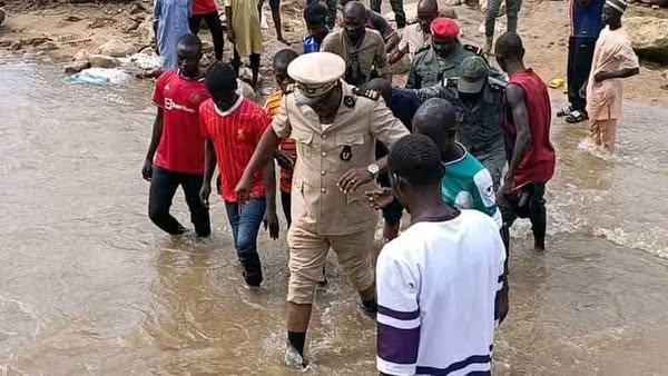 Cameroun : Le préfet du Mayo-Louti en tournée pour évaluer les défis locaux Cameroun : Le préfet du Mayo-Louti en tournée pour évaluer les défis locaux