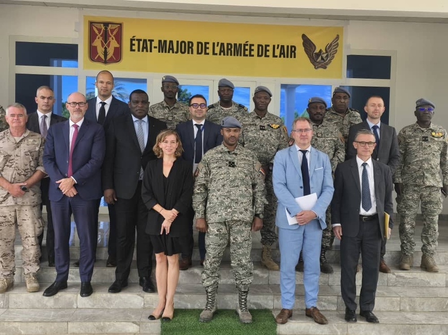 Tchad : une délégation de l'Union européenne reçue à l'état-major de l'armée de l'air Tchad : une délégation de l'Union européenne reçue à l'état-major de l'armée de l'air