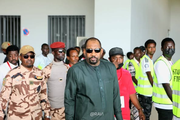 Tchad : Le ministre de la Sécurité publique a assisté au match des Sao Tchad : Le ministre de la Sécurité publique a assisté au match des Sao