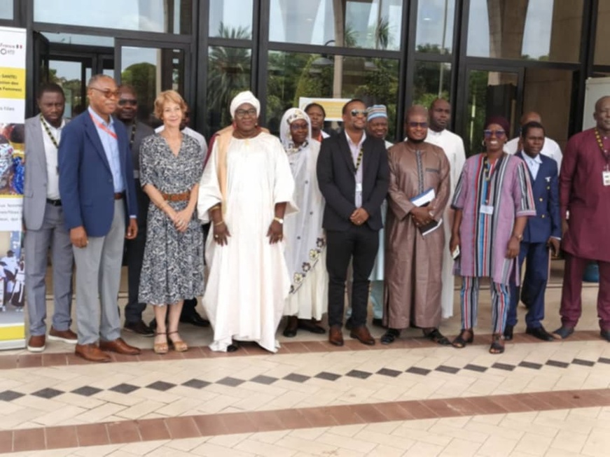 Tchad : le CARE-Tchad et ses alliés dévoilent les projets d'autonomisation sociale et de protection sanitaire Tchad : le CARE-Tchad et ses alliés dévoilent les projets d'autonomisation sociale et de protection sanitaire