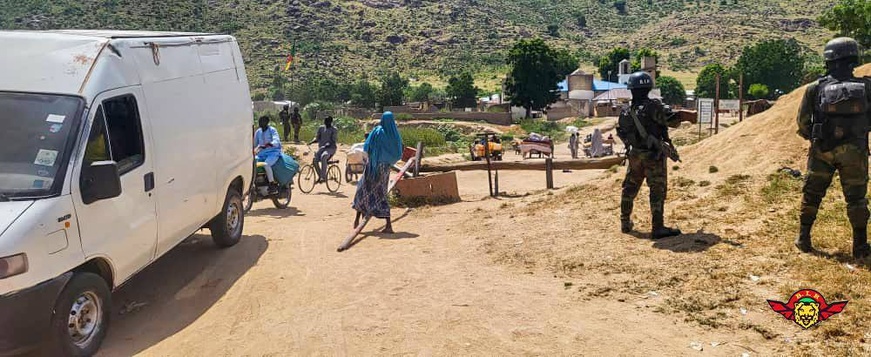 Cameroun : Gestion de l'afflux de réfugiés nigérians à Kerawa après une attaque de Boko Haram Cameroun : Gestion de l'afflux de réfugiés nigérians à Kerawa après une attaque de Boko Haram