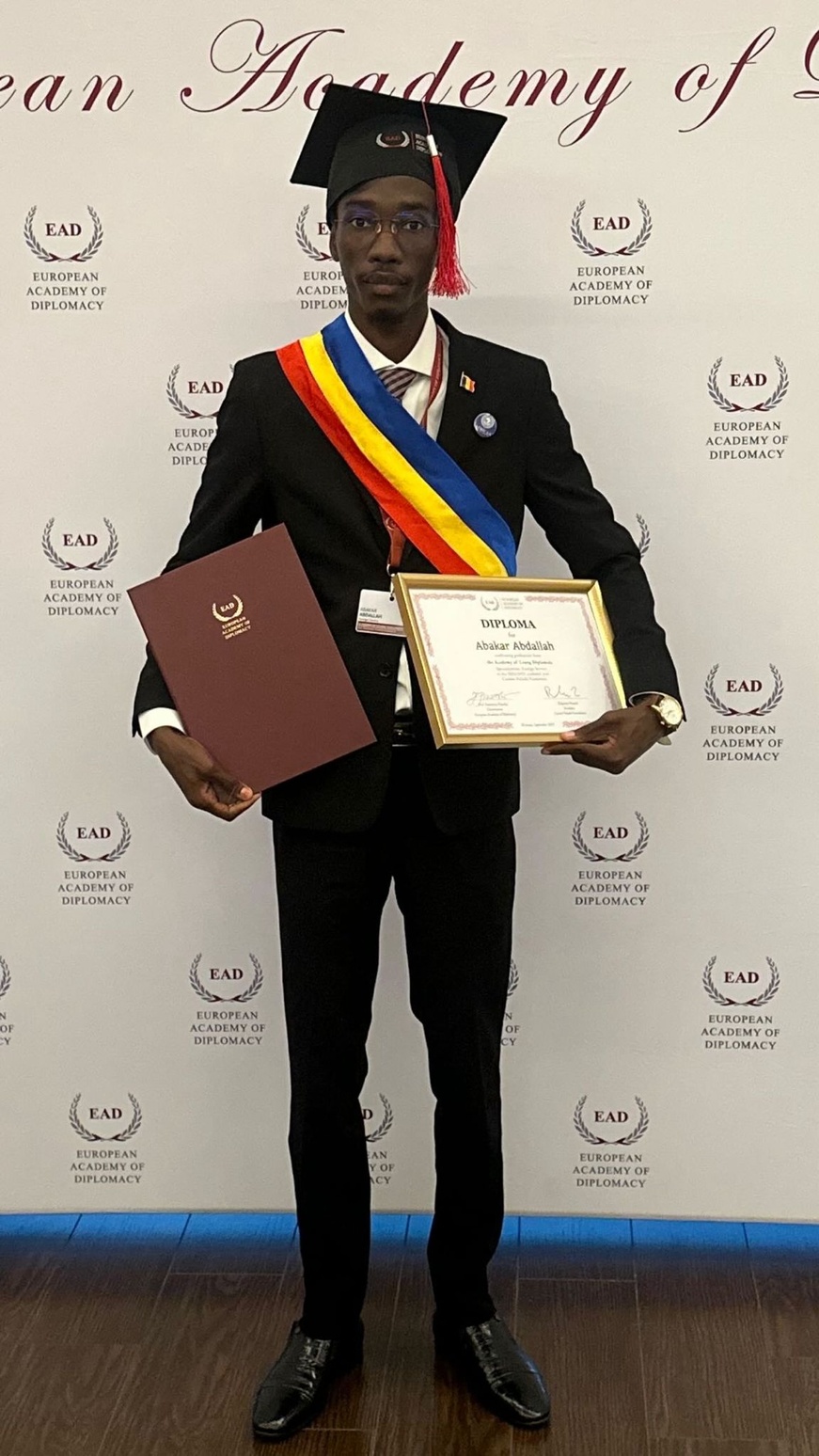 Tchad : Abdallah Abakar Haroun, premier Tchadien à décrocher le titre d’Officier des services diplomatiques