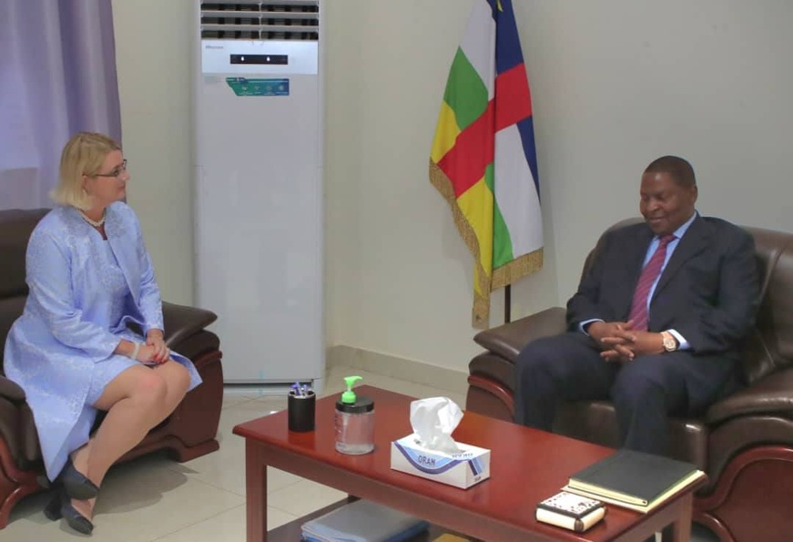 RCA : Le Président Touadéra reçoit la nouvelle équipe diplomatique des États-Unis RCA : Le Président Touadéra reçoit la nouvelle équipe diplomatique des États-Unis