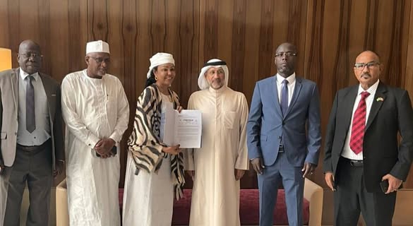 Tchad : Tournée ministérielle dans les pays arabes pour la Table Ronde "Tchad Connexion 2030" Tchad : Tournée ministérielle dans les pays arabes pour la Table Ronde "Tchad Connexion 2030"