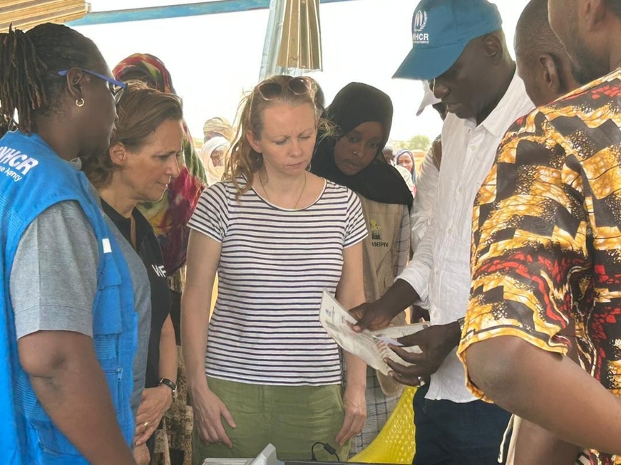 Tchad : L'Ambassadrice britannique en mission à Iriba, souligne l'urgence de l'aide aux réfugiés Tchad : L'Ambassadrice britannique en mission à Iriba, souligne l'urgence de l'aide aux réfugiés