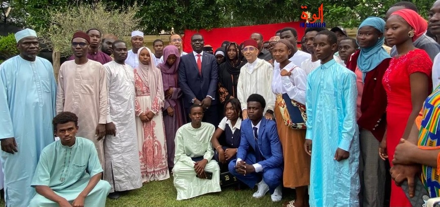 Tchad : cérémonie d’au revoir aux étudiants tchadiens devant poursuivre des études au Maroc Tchad : cérémonie d’au revoir aux étudiants tchadiens devant poursuivre des études au Maroc