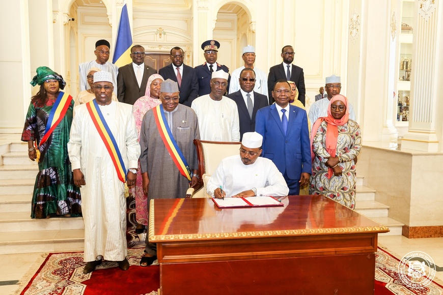 Tchad : le chef de l’Etat promulgue la Loi fondamentale révisée
