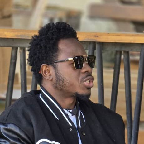 Tchad : Rayskim EDM, le pionnier qui a donné une âme au rap-slam tchadien Tchad : Rayskim EDM, le pionnier qui a donné une âme au rap-slam tchadien