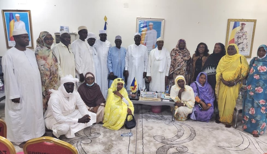 Tchad : à Abéché, le ministre d'État Mahamat Ahmat Alhabbo échange avec l'exécutif communal Tchad : à Abéché, le ministre d'État Mahamat Ahmat Alhabbo échange avec l'exécutif communal