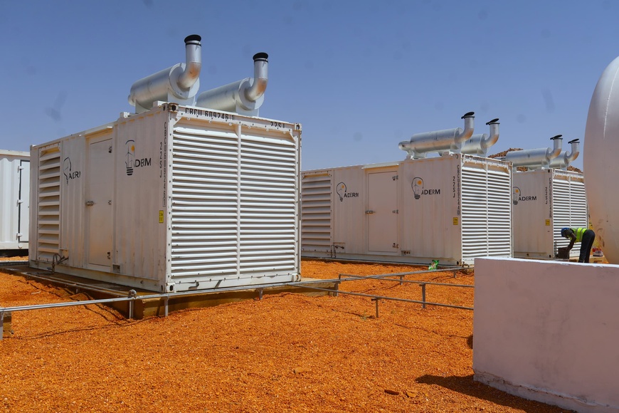 Tchad : Inauguration de la centrale photovoltaïque hybride d’Amdjarass, un pas décisif vers l’autonomie énergétique Tchad : Inauguration de la centrale photovoltaïque hybride d’Amdjarass, un pas décisif vers l’autonomie énergétique