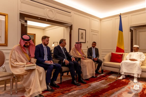 Crise soudanaise : le chef de l’Etat tchadien accorde une audience à la délégation quadripartite Crise soudanaise : le chef de l’Etat tchadien accorde une audience à la délégation quadripartite
