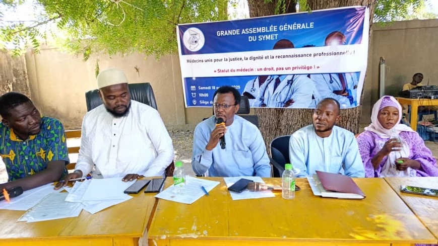 Tchad : Le Syndicat des Médecins (SYMET) lance un préavis de grève d'une semaine à Partir du 20 Octobre Tchad : Le Syndicat des Médecins (SYMET) lance un préavis de grève d'une semaine à Partir du 20 Octobre