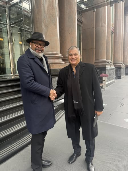 France : Le Professeur Camerounais Franklin Nyamsi en garde à vue à l'aéroport Charles de Gaulle France : Le Professeur Camerounais Franklin Nyamsi en garde à vue à l'aéroport Charles de Gaulle