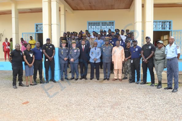 Cameroun : Nouveaux formateurs aux missions prévôtales diplômés de l’EIFORCES Cameroun : Nouveaux formateurs aux missions prévôtales diplômés de l’EIFORCES