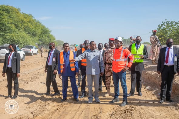 Tchad : Inspection des travaux de réhabilitation de la route Goudji-Djermaya-Massaguet Tchad : Inspection des travaux de réhabilitation de la route Goudji-Djermaya-Massaguet