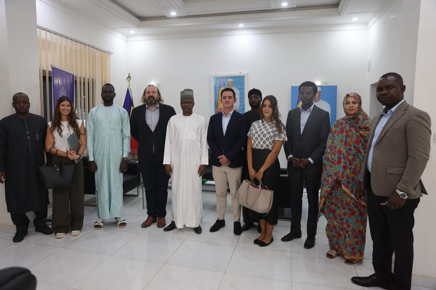 Tchad : le ministre des Finances reçoit une délégation de Crisis24 Tchad : le ministre des Finances reçoit une délégation de Crisis24