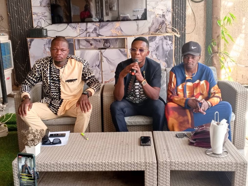 Tchad : l'artiste musicien Klem's Del Nazario lance son album intitulé « C'est Dieu » Tchad : l'artiste musicien Klem's Del Nazario lance son album intitulé « C'est Dieu »