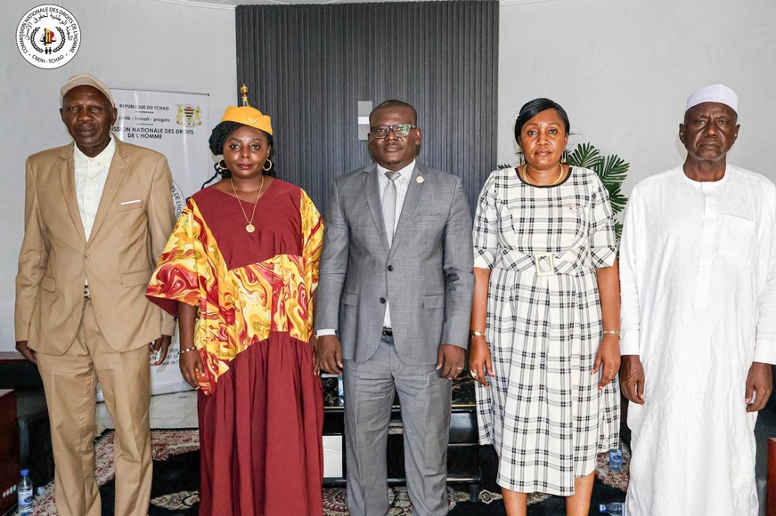 Tchad : le président de la CNDH reçoit en audience la représentante extérieure pour l'Afrique centrale de l’OIF Tchad : le président de la CNDH reçoit en audience la représentante extérieure pour l'Afrique centrale de l’OIF