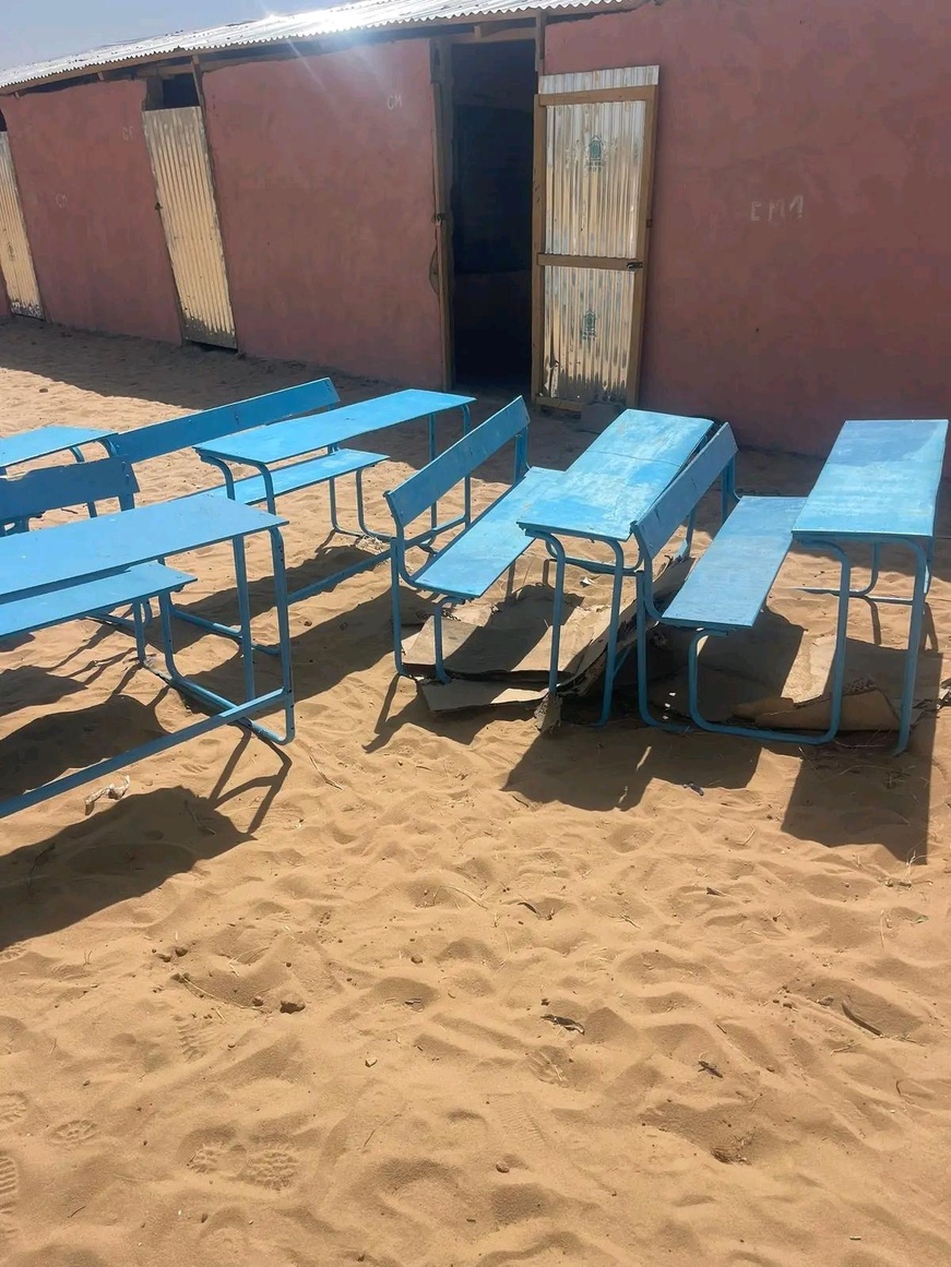 Tchad : l’Université Toumaï offre des tables-bancs à l’école de Djara dans le Kanem-Est Tchad : l’Université Toumaï offre des tables-bancs à l’école de Djara dans le Kanem-Est