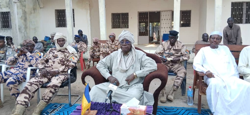 Tchad : le délégué général du gouvernement de la Tandjilé à la sous-préfecture de Ndam Tchad : le délégué général du gouvernement de la Tandjilé à la sous-préfecture de Ndam