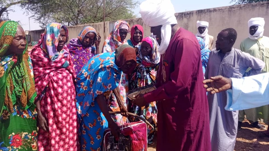 Tchad : Distribution de vivres aux personnes vulnérables de Bang-Bang, un geste de solidarité des cadres du Guéra Tchad : Distribution de vivres aux personnes vulnérables de Bang-Bang, un geste de solidarité des cadres du Guéra