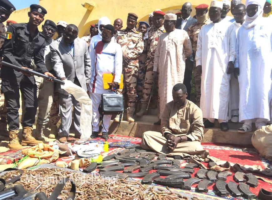 Tchad : Les autorités du Salamat démantèlent un réseau de trafiquants d'armes de guerre Tchad : Les autorités du Salamat démantèlent un réseau de trafiquants d'armes de guerre