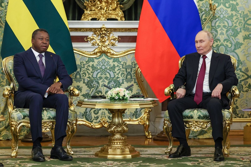 Kremlin : Fructueux échanges entre les Présidents Faure Gnassingbé et Vladimir Poutine pour un partenariat stratégique renforcé