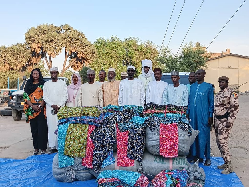 تاجر يتبرع بـ10 آلاف «لفاية» لصالح النساء السودانيات اللاجئات في تشاد